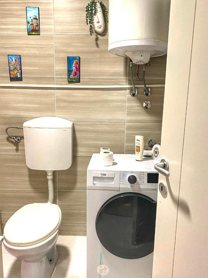 Apartman Diana Sremska Mitrovica Exteriör bild